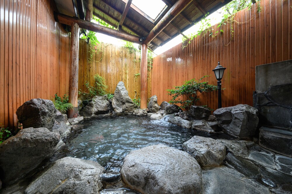 ホテルズドットコム