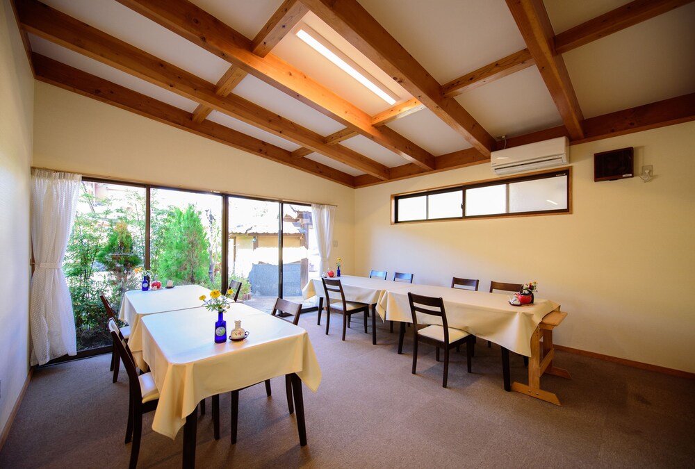 ホテルズドットコム