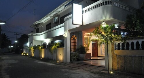 Book Guest Ryan In Seeduwa Katunayake Hotels Com