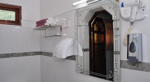 Book Guest Ryan In Seeduwa Katunayake Hotels Com