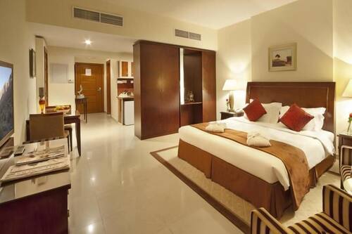 احجز فندق كليفتون الدولي في الفجيرة قارن أسعار الفنادق في الفجيرة