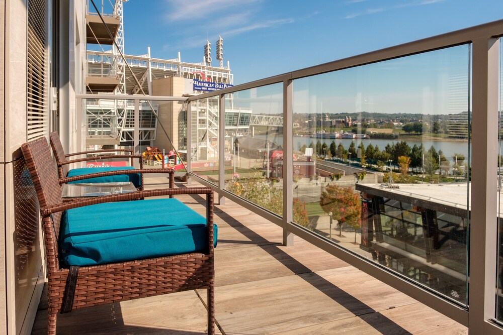 Book Ac Hotel Cincinnati At The Banks In Hotels Ac Hotel Cincinnati At The Banks Room 1 King Bed Balcony