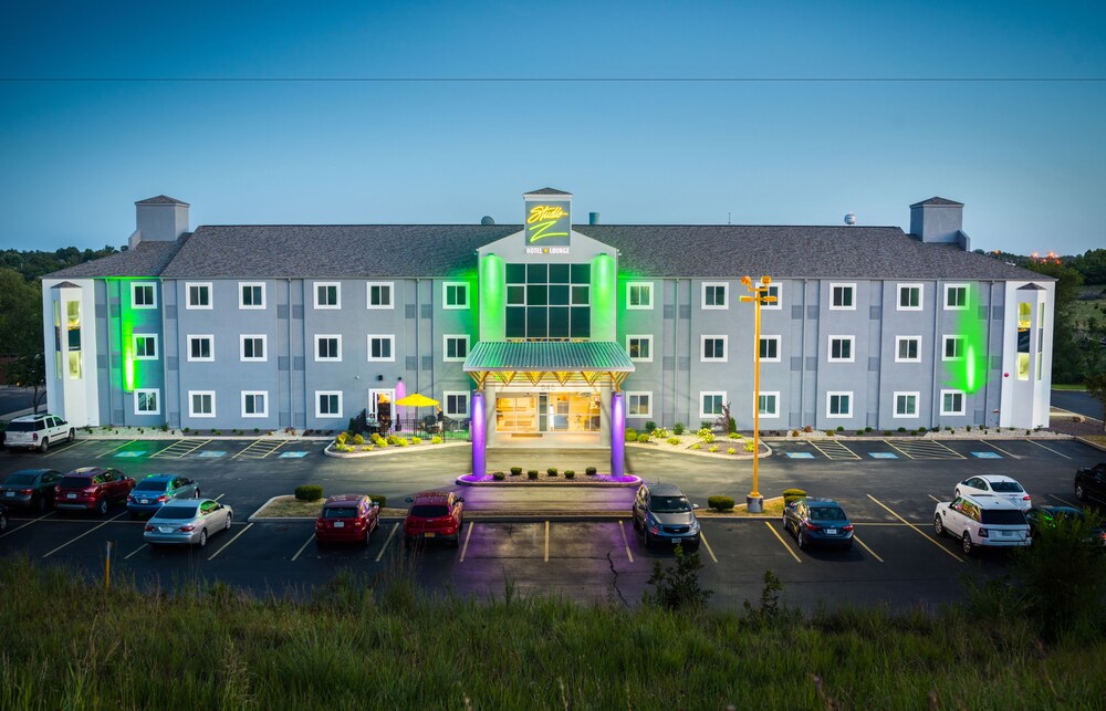 Book Studio Z Extended Stay Hotel Lounge In St Robert Hotels