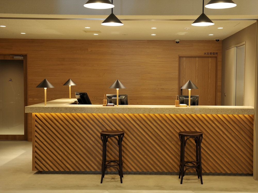 大阪本町客房酒店, 大阪, 前台