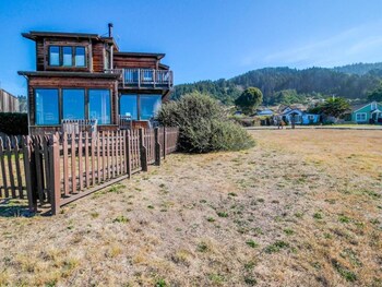 Top 10 Hotels In Leggett California