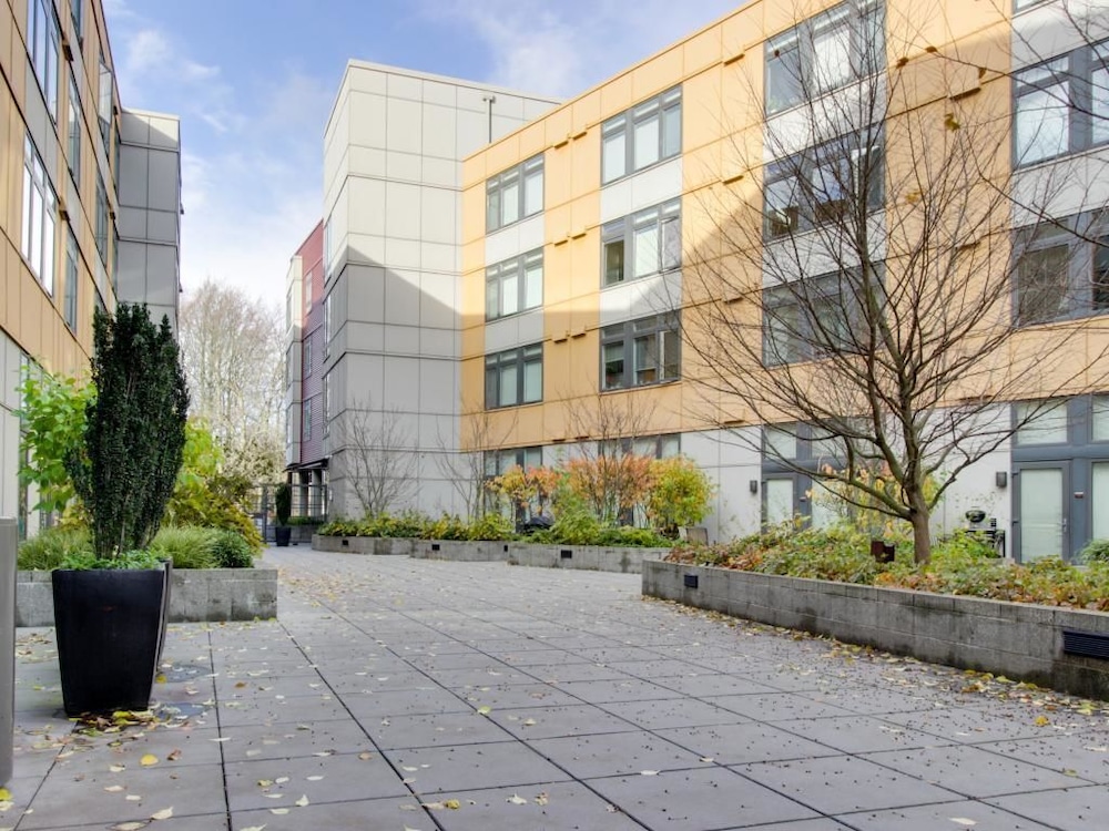 Book Green Lake Getaway In Seattle Hotels Green Lake Getaway Seattle Apartment 1 Bedroom