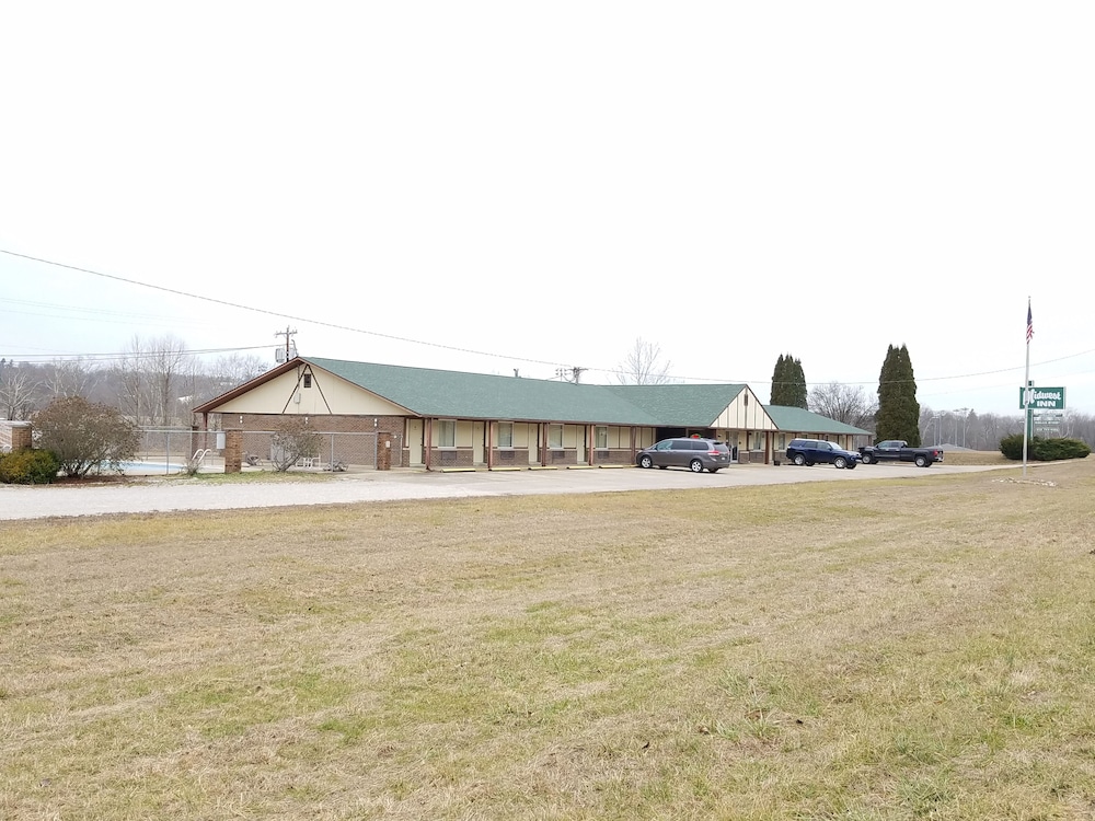 Book Midwest Inn Motel In Paoli Hotels Midwest Inn Motel Paoli
