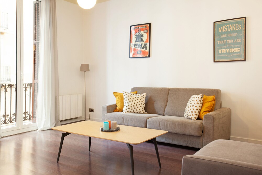 바르셀로나 렌트 탑 아파트먼츠 라스 람블라스 (Rent Top Apartments Las Ramblas) 이용 후기 바르셀로나에 있는 렌트 탑... 