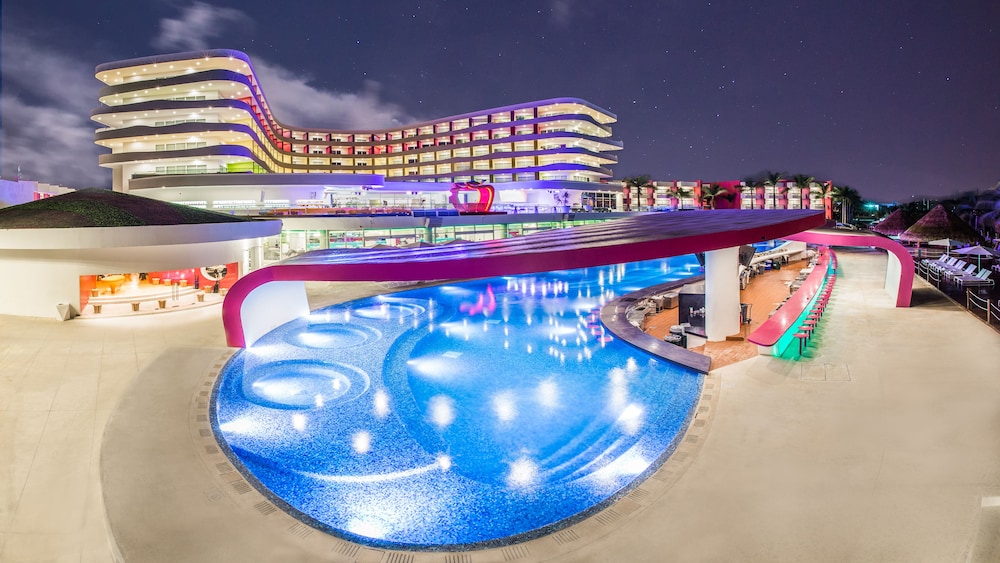 Book Temptation Cancun Resort All Inclusive S Only In Temptation Cancun Resort All Inclusive S Only