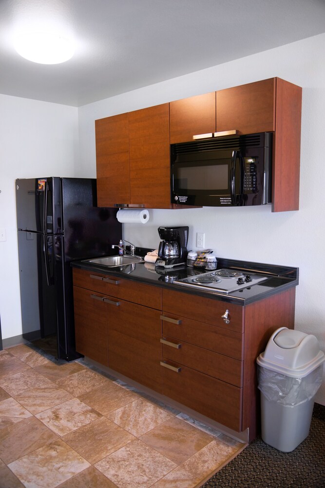 Book My Place Hotel West Jordan Ut In Hotels My Place Hotel West Jordan Ut Room 2 Queen