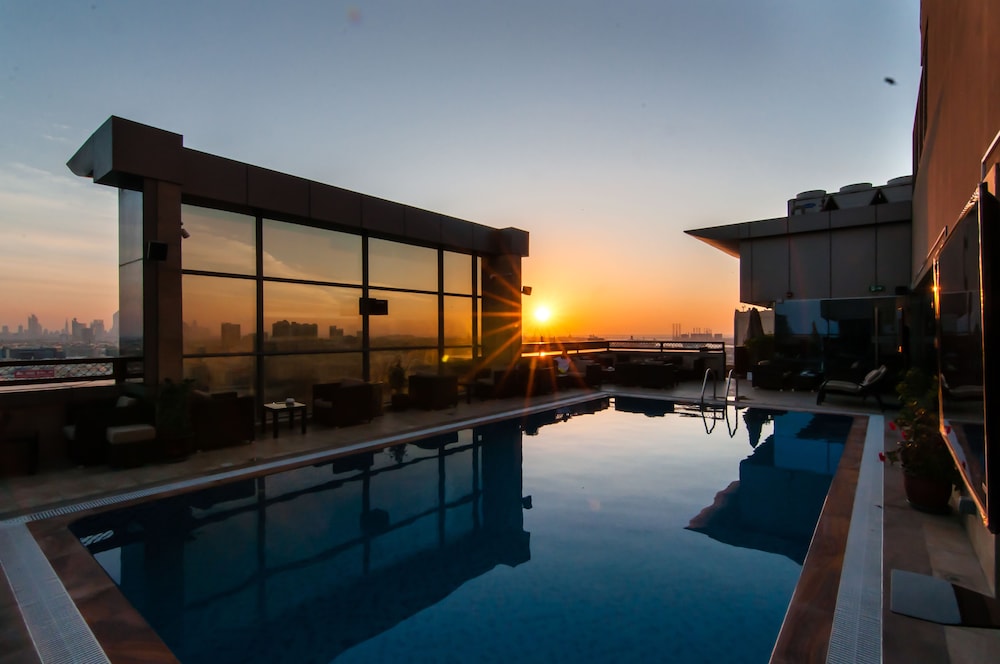 Book Best Western Plus Pearl Creek In Dubai Hotels Best Western Plus Pearl Creek Dubai