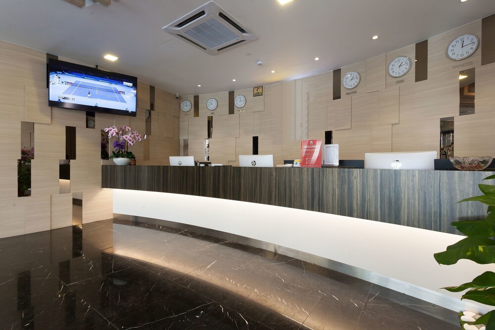梅丹玛克穆尔禅房酒店, 吉隆坡, 前台