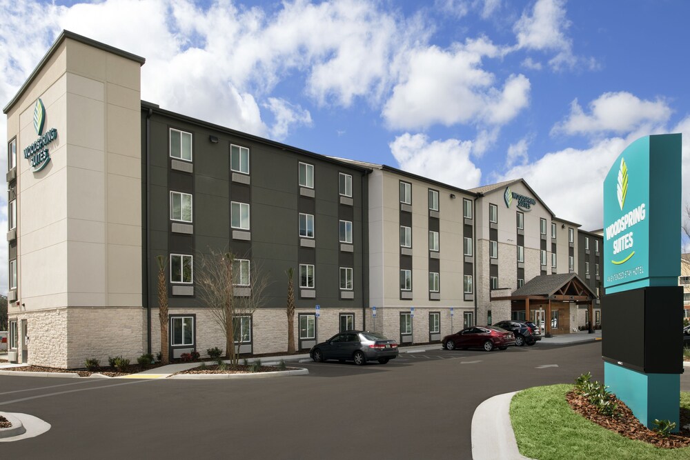 Book Woodspring Suites Tampa Northeast In Hotels Woodspring Suites Tampa Northeast
