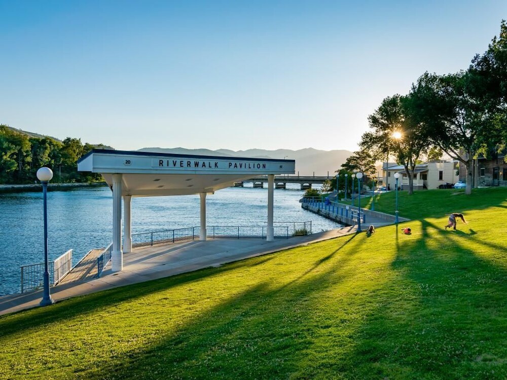 Book Lake Chelan Ss Water S Edge Escape 2 In Hotels Lake Chelan Ss Water S Edge Escape 2