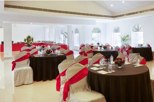 Sterling Goa Varca Varca Info Photos Reviews Book At Hotels Com Sterling Goa Varca Varca Info Photos Reviews Book At Hotels Com
