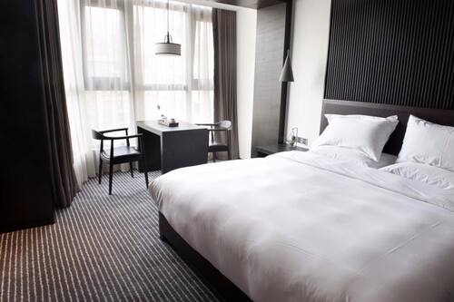 احجز شيان إيسترن هاوس بوتيك هوتل في زيان قارن أسعار الفنادق في زيان