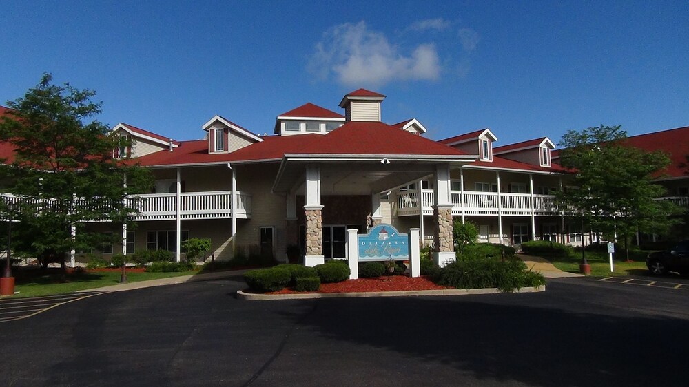 Book Delavan Lake Resort In Hotels Delavan Lake Resort