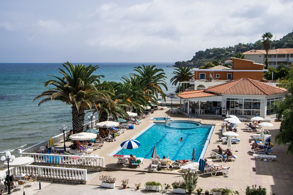 Book Paradise Beach Hotel In Zakynthos Hotels Paradise Beach Hotel Zakynthos