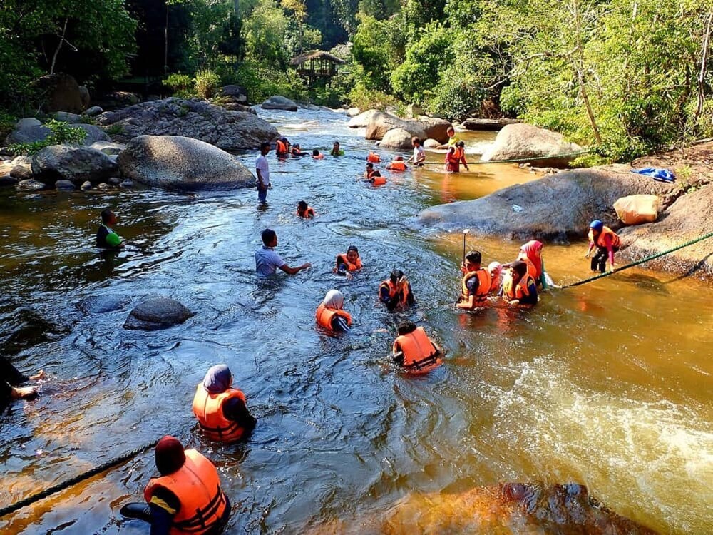 Tanah Aina Fahad - Hostel, Raub - Updated Price, Reviews & HD 