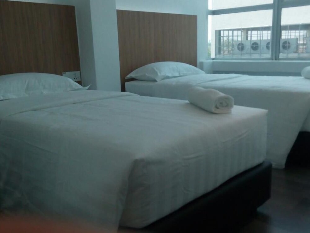Book Place2Stay - Gong Badak in Kuala Terengganu  Hotels.com