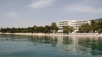 Φωτογραφία του Siagas Beach Hotel, Λουτράκι-Άγιοι Θεόδωροι