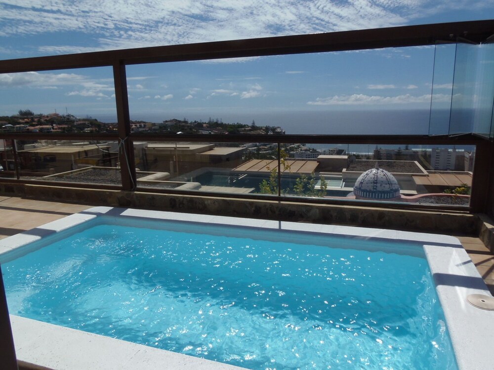 贝拉布别墅酒店预订, 2019圣巴托洛梅-德蒂拉哈纳贝拉布别墅酒店价格