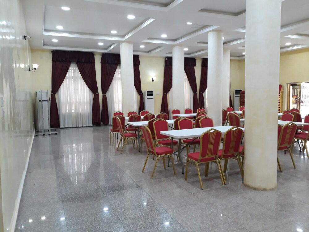 hotel reno abuja nigeria abuja hotel discounts hotels com