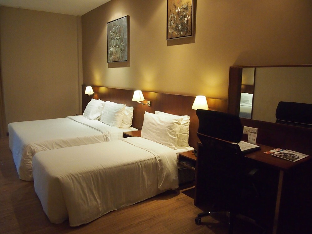 Book Swiss Hotel Apartment In Kuala Belait Hotels Com