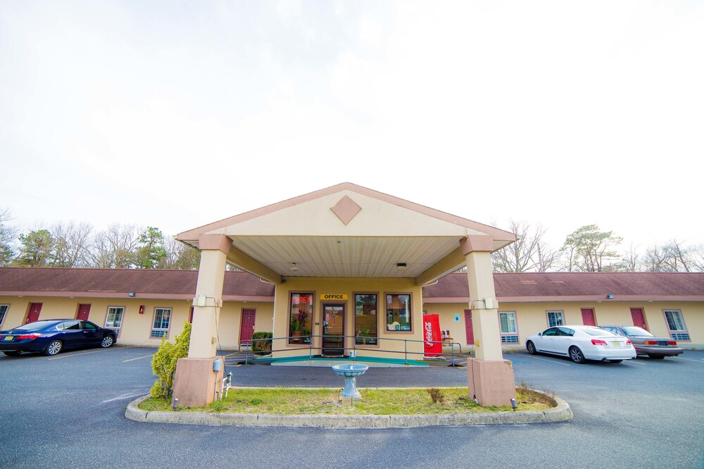 Book Sunset Motel In Egg Harbor Township Hotels Sunset Motel Egg Harbor Township
