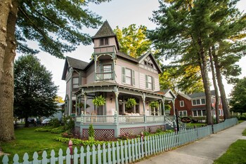 Top 10 Hotels In Schuylerville New York