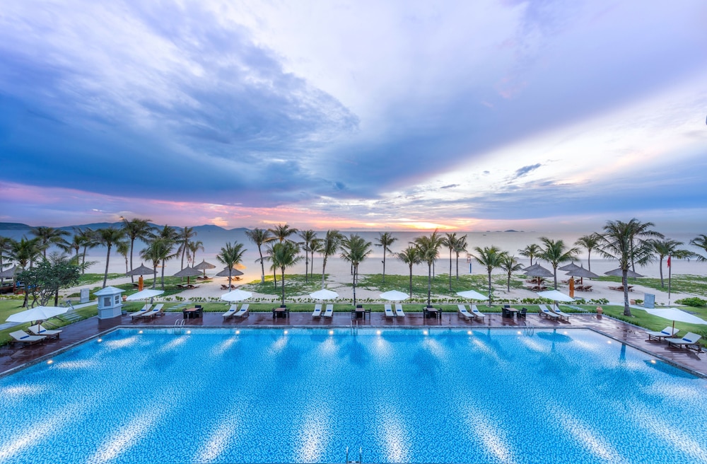 Vinpearl Resort Spa Long Beach Nha Trang Cam Lam Vietnam Vinpearl Resort Spa Long Beach Nha Trang