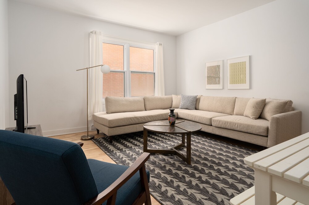 松德尔附庸风雅 4 居高原酒店, 蒙特利尔