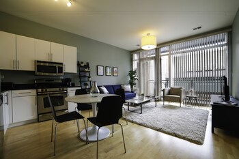 Top 10 Chicago Hotels Near Lincoln Hall | Illinois | Hotels.com Top 10 Chicago Hotels Near Lincoln Hall | Illinois | Hotels.com