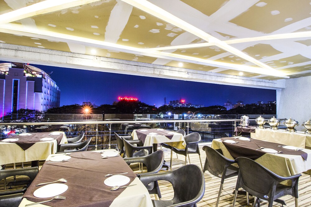 ファブホテル プライム アベニュー インドール の宿泊予約 ホテルズドットコム