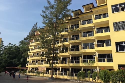 Book Teluk Batik Holiday Apartment In Lumut Hotels Com Book Teluk Batik Holiday Apartment In Lumut Hotels Com