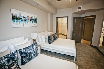 Picture of Nuovo Miami Apartments Dadeland in Miami