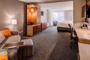 Top 10 Hotels In Ellisville Missouri
