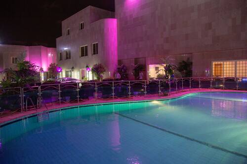 احجز ورود الصفوة للأجنحة والفلل الفندقية في جدة قارن أسعار الفنادق في جدة