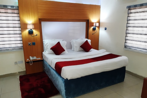 Book Extended Stay Grand Hotel In Lekki Hotels Com