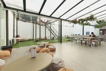 Picture of Hub Lisbon Patio Hostel in Lisbon