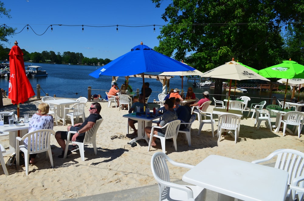 Book Lake Murray Resort Marina In Leesville Hotels Lake Murray Resort Marina Leesville Beach