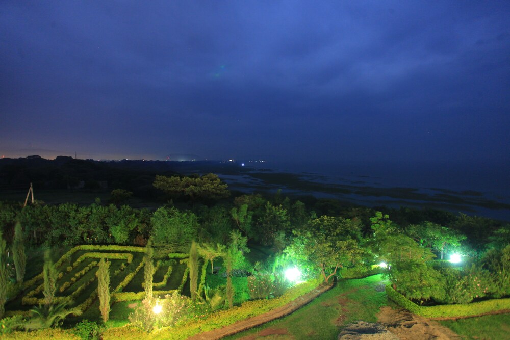 Book Haile Resort Hawassa In Awassa Hotels