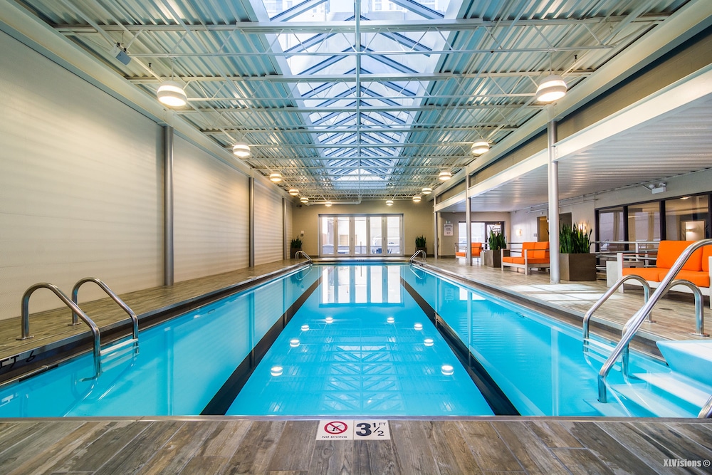 Book Furnished Suites Near Navy Pier In Chicago Hotels Furnished Suites Near Navy Pier Chicago Indoor Pool