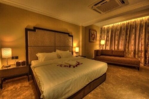 Merdeka Hotel Kluang Updated Price Reviews Hd Photos Hotels Com