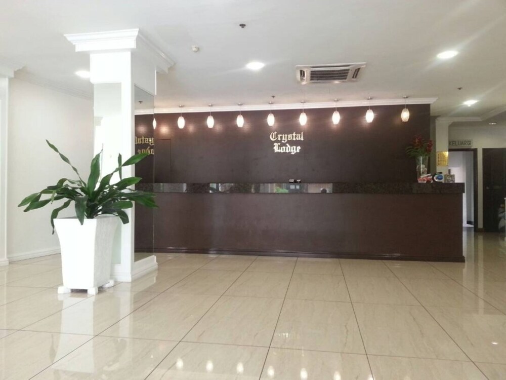 Book Crystal Lodge In Kota Bharu Hotels Com