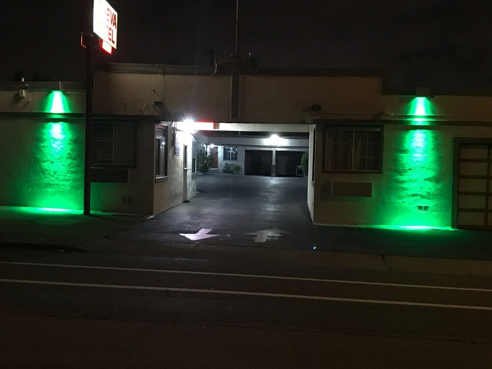 Book Geneva Motel Daly City In Hotels Geneva Motel Daly City