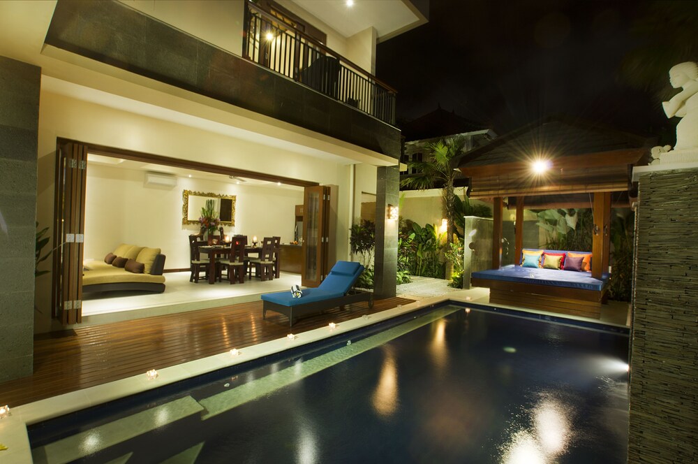 스미냑 디 오아시스 리트리트 스미냑 (The Oasis Retreat Seminyak) 이용 후기 스미냑에 있는 디 오아시스 리트리트 스미냑 (The... 