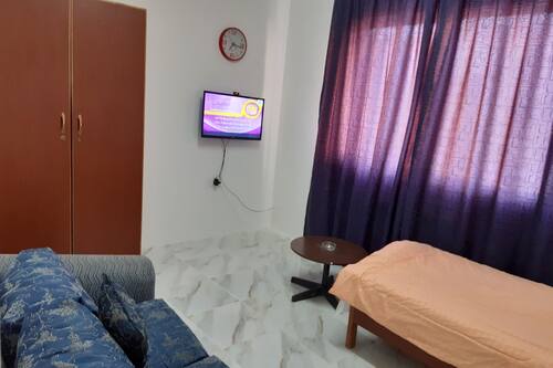 احجز شقق سامي في عمان قارن أسعار الفنادق في عمان