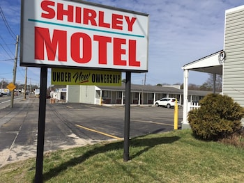 Top 10 Hotels In Shirley New York Motels In Shirley