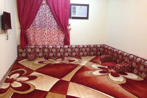 احجز العييري للشقق المفروشة تبوك 5 في تبوك قارن أسعار الفنادق في تبوك